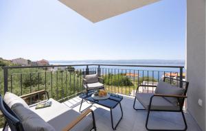 Stunning Apartment In Stanici 