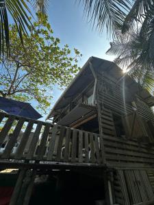 Cabaña sostenible Isla Fuerte