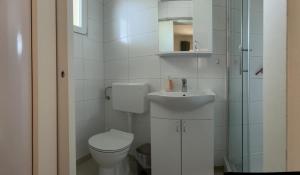 Camping Cremona Turanj Mobile Home Yellow