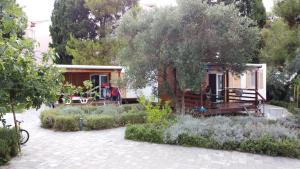 Camping Cremona Turanj Mobile Home Yellow