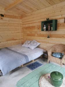 Campings La bauge Ardennaise : photos des chambres