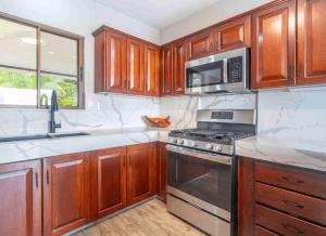 Ocean Views-Private-Pool-Easy access-Ojochal-Gate