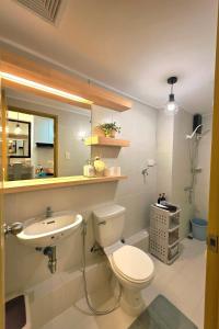 ZY New Studio Unit Dumaguete Wifi and Netflix