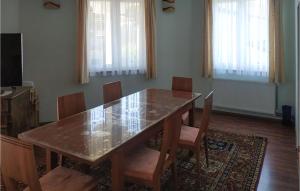 Stunning Home In Porec