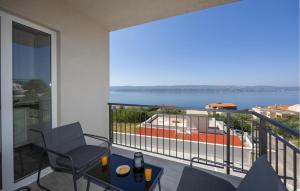 Gorgeous Apartment In Stanici