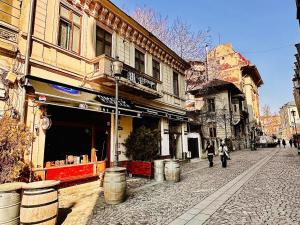 Continental Standard Studio