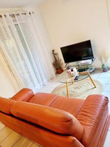 Cozy house two free parking spaces