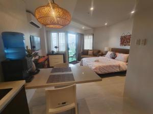 Brenttstaycation at Tambuli Living Tower C,10D unit