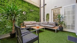 Luxury Interior Designed 3 Bedroom Apartment in Central London