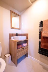 B&B / Chambres d'hotes Au Cheval Noir : Chambre Familiale Standard