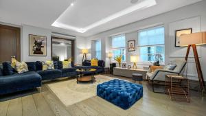 Luxury Interior Designed 3 Bedroom Apartment in Central London