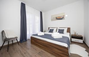 2 Bedroom Lovely Apartment In Stanici 