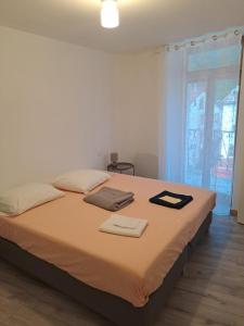 Spacieux T4 centre village