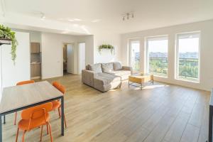Downtown Apartment w Jacuzzi&Terrace Parkview v2