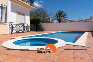 #228 Garrett Flats by Home Holidays