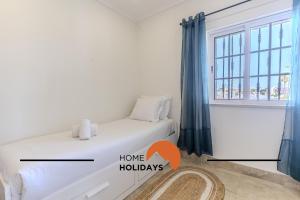 #228 Garrett Flats by Home Holidays