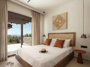 Villa Yoma- Luxury Villa with Heated Pool
