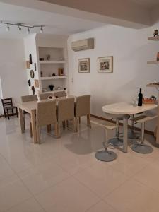 L D House Lagonisi