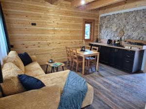 tradičná Čičmanská drevenica