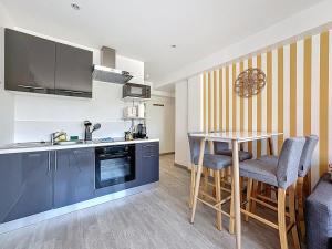 Appartements Joli T2 lumineux proche centre & piscine : photos des chambres