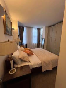 Estatesmen Green Street Mayfair Apartment