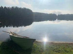 TAHKOn Riihiranta - 4 bedroom villa by the lake - Tasokas tilava rantamökki