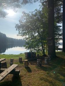 TAHKOn Riihiranta - 4 bedroom villa by the lake - Tasokas tilava rantamökki