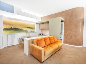 Four Seasons Duomos Love Nest