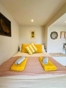 Unique Suffolk Cabin with Countryside Views