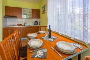 Apartment in Crikvenica 39196