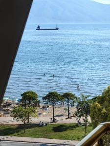 Lungomare Luxury Sea View Apartaments