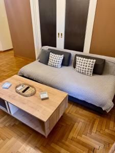 Jo&Ju Acropolis Vibes