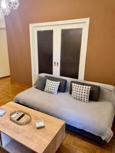 Jo&Ju Acropolis Vibes