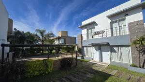 ByF apart duplex excepcional en complejo Amaiur DPTO N5 Av Alem Norte