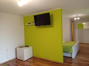 Apartments and Rooms Krizmanic