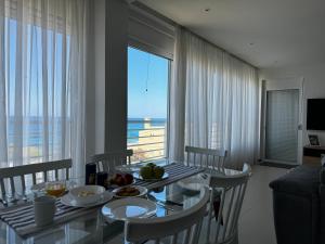 Sisi Blue Seafront Apt