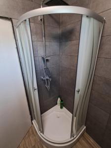 Apartman Oaza mira-Titova vila-Ergela Karadjordjevo