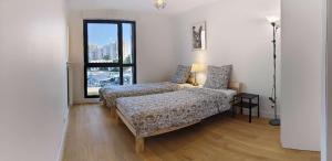 2min walk to metro, Newly Furnished 3 Bed Room, Gustave Roussy