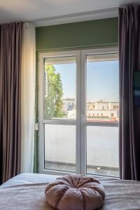 Artful & Light-Filled 2BR on Calea Victoriei - Prime Central Spot