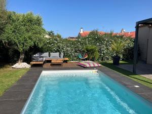 Maisons de vacances Maison 4 etoiles piscine chauffee proche plage : photos des chambres