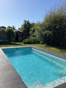 Maisons de vacances Maison 4 etoiles piscine chauffee proche plage : photos des chambres