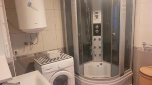 Lena apartment