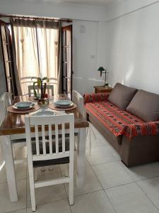 Cómodo departamento con vistas al río y la ciudad