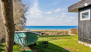 First row - SUPER beach - best sunset view