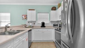 Restin in Destin Private pool Beach gear included Private cabana house sleeps 12