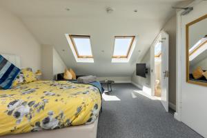 Stylish Urban Retreat- Fast WiFi & Private Ensuite