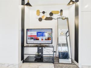 Appartements Panoramique du Bois de Vincennes a Paris, avec balcon terrasse : photos des chambres