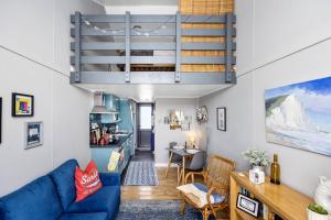 Brighton Water Cabin at the Marina, Free Parking By My Getaways