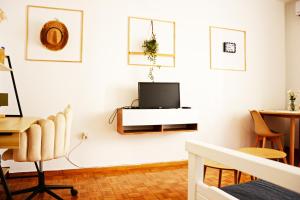 Feeling Home Athens, Thiseio