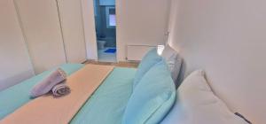 Panoramic Penthouse with Rooftop Jacuzzi